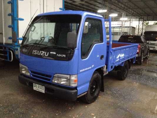 ขายรถกระบะบรรทุก 4 ล้อ อ๊ซูซุ NKR รถห้าง สภาพสวยพร้อมใช้สนใจติดต่อ 080-4477814 พีรพงษ์