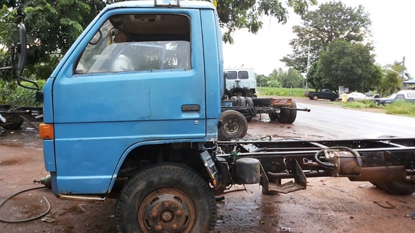 **250,000 บ.ต่อรอง**<<ถูกๆจัดให้ ร่วมสู้ด้วยกัน พี่น้องครับ !!>>ขายหัวคัสซี6ล้อ115ประกอบ ISUZU NPR59L 4BD1-115HP เครื่องเดิมเกียร์เดิม พ.พาวเวอร์ แอร์มีระบบ ช่วงล่าง Fหลัง คานหน้าเดิม5น็อต เครื่องแน่นๆ แห้งๆไม่มีเยิ้ม แรงดี เกียร์ดีไม่หลุด คัส **250,000 บ.ต่อรอง**<<ถูกๆจัดให้ ร่วมสู้ด้วยกัน พี่น้องครับ !!>>ขายหัวคัสซี6ล้อ115ประกอบ ISUZU NPR59L 4BD1-115HP เครื่องเดิมเกียร์เดิม พ.พาวเวอร์ แอร์มีระบบ ช่วงล่าง Fหลัง คานหน้าเดิม5น็อต เครื่องแน่นๆ แห้งๆไม่มีเยิ้ม แรงดี เกียร์ดีไม่หลุด คัส