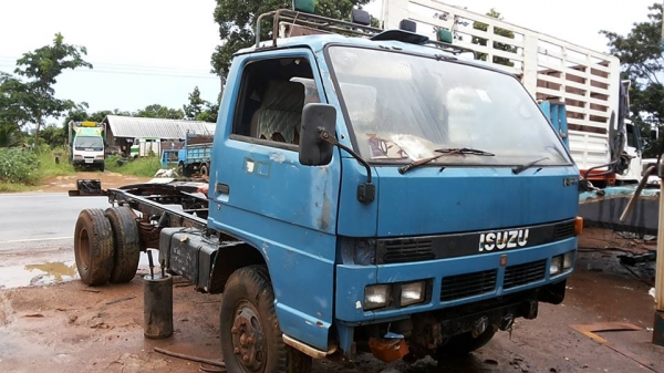 **250,000 บ.ต่อรอง**<<ถูกๆจัดให้ ร่วมสู้ด้วยกัน พี่น้องครับ !!>>ขายหัวคัสซี6ล้อ115ประกอบ ISUZU NPR59L 4BD1-115HP เครื่องเดิมเกียร์เดิม พ.พาวเวอร์ แอร์มีระบบ ช่วงล่าง Fหลัง คานหน้าเดิม5น็อต เครื่องแน่นๆ แห้งๆไม่มีเยิ้ม แรงดี เกียร์ดีไม่หลุด คัส **250,000 บ.ต่อรอง**<<ถูกๆจัดให้ ร่วมสู้ด้วยกัน พี่น้องครับ !!>>ขายหัวคัสซี6ล้อ115ประกอบ ISUZU NPR59L 4BD1-115HP เครื่องเดิมเกียร์เดิม พ.พาวเวอร์ แอร์มีระบบ ช่วงล่าง Fหลัง คานหน้าเดิม5น็อต เครื่องแน่นๆ แห้งๆไม่มีเยิ้ม แรงดี เกียร์ดีไม่หลุด คัส