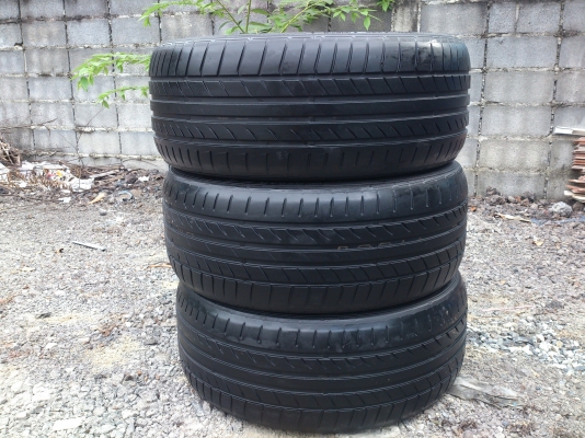 ขายยางDUNLOP 245/45R19 MADE IN JAPAN ยางปี12 (ไม่มีปะ) จำนวน 3 เสัน