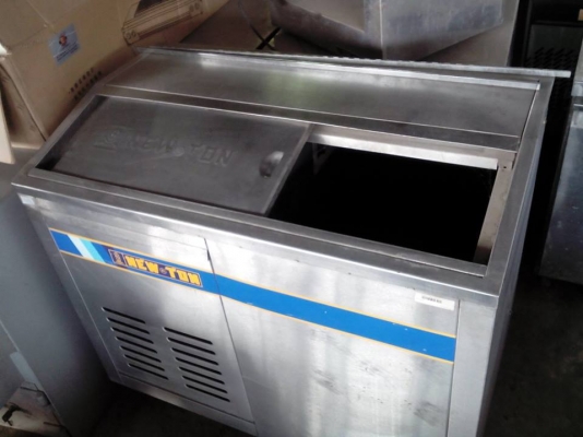 ขายเครื่องทำน้ำเเข็งเกล็ด มือสอง ขายเครื่องทำน้ำเเข็งเกล็ด มือสอง