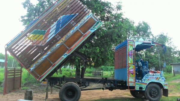 ขายรถเกษตร อีแต๋น6ล้อ สโลว์ เครื่องคูโบต้า KRT140 ดัมพ์ ใช้งาน2ปี สภาพเดิมสวย ดัมพ์ดี สภาพพร้อมใช้งาน