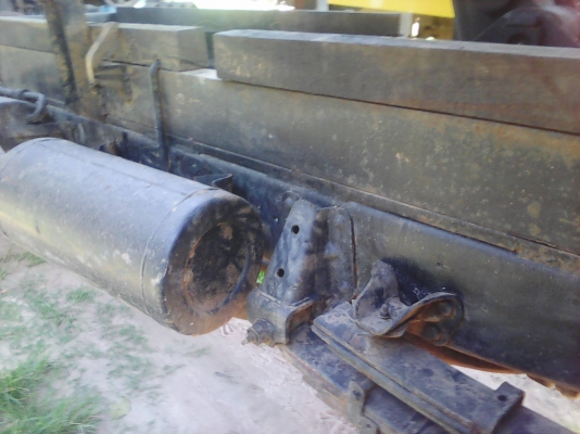 หกล้อ อีซูซุ NPR115แรงดั้ม ย.3.80ม สภาพสวยพร้อมลุย พวงมาลัยเพาเวอร์ เล่มทะเบียนครบ