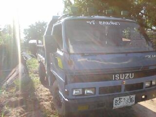 หกล้อ อีซูซุ NPR115แรงดั้ม ย.3.80ม สภาพสวยพร้อมลุย พวงมาลัยเพาเวอร์ เล่มทะเบียนครบ รราคา385000บ ตัดไม่ถูกไม่แพง ครับ