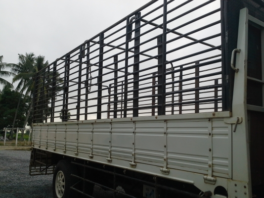 ขายกระบะ6ล้อพร้อมคอก พื้นไม้ปูเหล็กทับ สภาพดีราคาถูกๆ