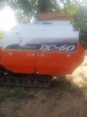 ขายรถเกี่ยวข้าว kubota dc60 สภาพดี ราคา 330000