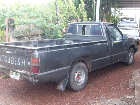 กระบะมิชซู L 200 เดิมทังคัน ไม่เคยทำสี พวงมาลัยเพาเวอร์ ลงรูปผิดครับ ดูรูปต่อไปครับ กระบะมิชซู L 200 เดิมทังคัน ไม่เคยทำสี พวงมาลัยเพาเวอร์ ลงรูปผิดครับ ดูรูปต่อไปครับ