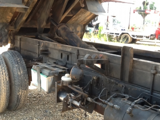 หกล้อดั้มดิน HINO FE เครื่องWO6E 165 แรงม้า