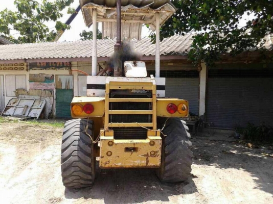 รถตัก KOMATSU 507. สนใจติดต่อ 081 - 6079515 รถตัก KOMATSU 507. สนใจติดต่อ 081 - 6079515