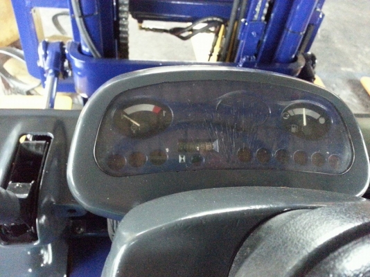 ขาย ฟอล์คลิฟต์ 2.5 ตัน KOMATSU FD25C-14 ขาย ฟอล์คลิฟต์ 2.5 ตัน KOMATSU FD25C-14