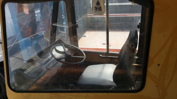 เครน25T 4ท่อน4ล้อ