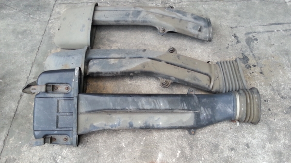 ขายปล่องดูดอากาศอีซูซุเดกก้า