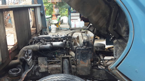 Isuzu 6ล้อ KS เครื่อง 110 ฝาดำ พวงมาลัยเพาเวอร์ เอกสารพน้อมโอน