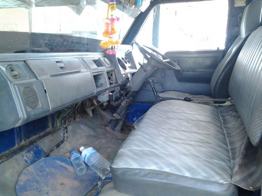 TOYOTA DYNA BU91 เครื่อง115 ดั้ม Fหลัง หัวสวยเดิมไม่เคยทำสี เกียร์สั้นหัวยกได้ รถมือเดวป้ายแดงครับ