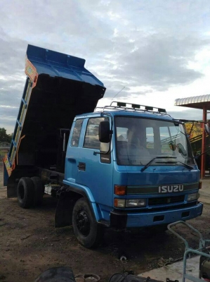 ขายดั้มISUZU ROCKY เครื่อง195แรง พ.เพาเวอร์ เบรกทิฟฟี่ เครื่องดี คัชซีสวย สภาพพร้อมใช้งาน เอกสารใบอินวอร์ย สนใจโทร090-8588220คุณนะ ID:narong498 หรือwww.truck.in.th//498