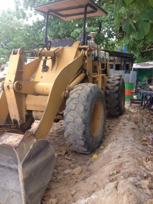 ขายรถตักล้อยาง 510 สีเหลืองสภาพ OK ราคา 720000