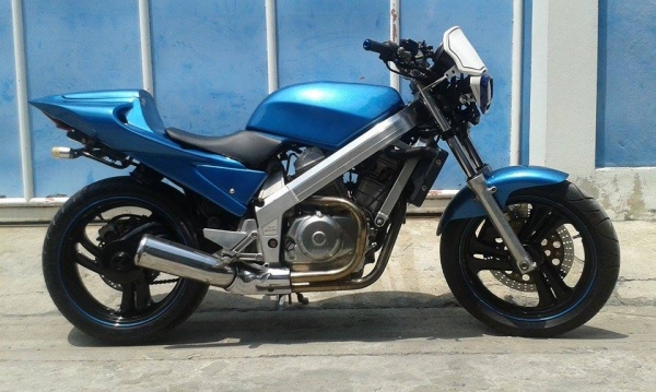 ขายด่วน Honda bros 400cc ปี92 อินวอย สรรพสามิต  แต่งสตั้น