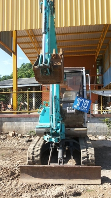 ขายรถขุดแบ็คโฮ. KOBELCO. sk030  รถเก่านอก สภาพพร้อมใช้ มีเอกสารแจ้งจำหน่าย