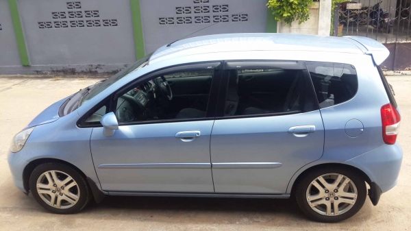 ขาย HONDA, JAZZ 1.5 E (ABS/AIRBAG)รุ่นท็อปสุด สีฟ้าพิเศษ