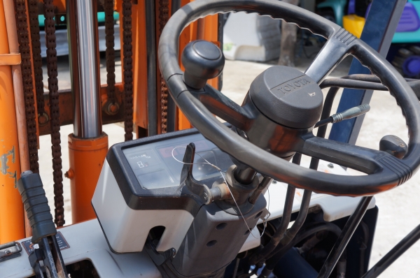 ขายรถยก TOYOTA 5FG14  เสาสูงปี๊ด 4.3 เมตร