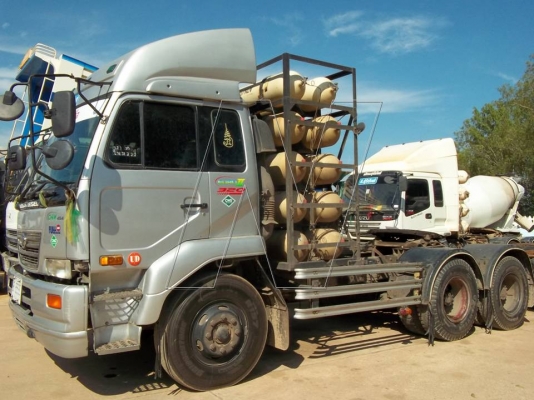 ขาย หัวลากนิสสันยูดี 320 แรง / ปี 49 /  ติดแก๊ส NGV 100\% 10 ถัง ระบบหัวฉีด