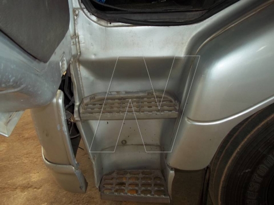 ขาย หัวลากนิสสันยูดี 320 แรง / ปี 49 /  ติดแก๊ส NGV 100\% 10 ถัง ระบบหัวฉีด