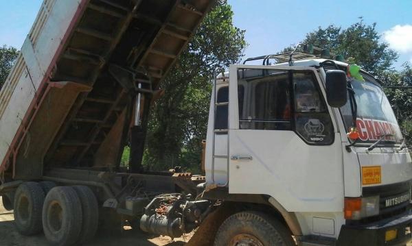 ขายดาวน์ MITSUBISHI TF6XXXXดั๊ม พระลาน สภาพสวยพร้อมใช้  ติดต่อได้ที่คุณ อ๊อฟ พิจิตร086-737-9991