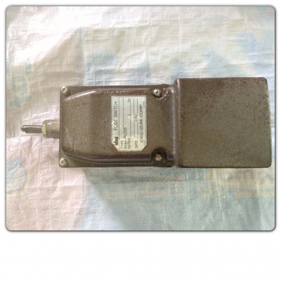 ขายสวิทช์เท้าเหยียบ Foot Switch Idec Japan ขายสวิทช์เท้าเหยียบ Foot Switch Idec Japan