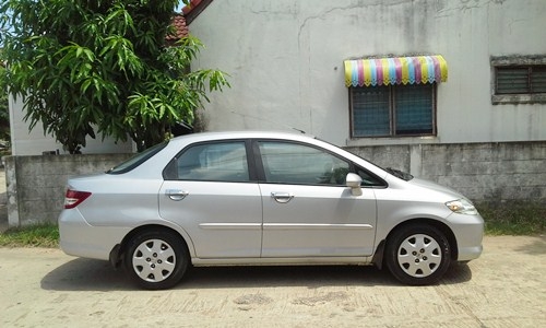 ขายรถบ้าน รถครูผู้หญิงมือเดียว ไม่มีชน เป็นรถมือเดียว