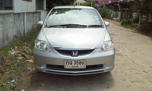 ขายรถบ้าน รถครูผู้หญิงมือเดียว ไม่มีชน เป็นรถมือเดียว