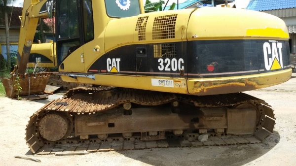 ขายเหมา 3คัน CAT3 20C สภาพสวยพร้อมใช้ ราคาต่อรองได้ ติดต่อได้ที่คุณ อ๊อฟ พิจิตร 086-737-9991