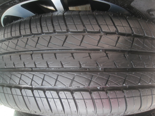 ขายล้อแม็กป้ายแดง New civic 16"x6.5" พร้อมยางปี14สนใจติดต่อเล็กคลองสามครับ 081-3747940 ขายล้อแม็กป้ายแดง New civic 16"x6.5" พร้อมยางปี14สนใจติดต่อเล็กคลองสามครับ 081-3747940