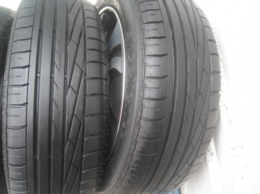 ขายล้อแม็กน้องป้ายแดง Honda city 16"x6" พร้อมยางปี14 สนใจติดต่อเล็กคลองสามครับ 081-3747940