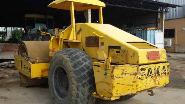 ขายรถบด SAKAI SV512TFเรียบหุ้มหนาม สภาพสวยพร้อมใช้ ติดต่อได้ที่คุณ อ๊อฟ พิจิตร 086-737-9991