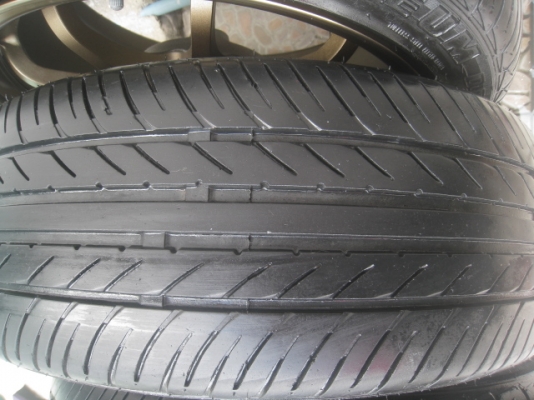 ขายล้อแม็กมือสอง CE28 งานcosmis 17"x7.5" พร้อมยางปี13 สนใจติดต่อเล็กคลองสามครับ 081-3747940