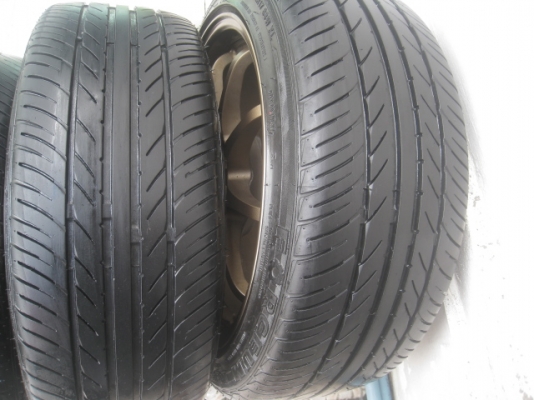 ขายล้อแม็กมือสอง CE28 งานcosmis 17"x7.5" พร้อมยางปี13 สนใจติดต่อเล็กคลองสามครับ 081-3747940