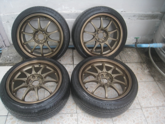 ขายล้อแม็กมือสอง CE28 งานcosmis 17"x7.5" พร้อมยางปี13 สนใจติดต่อเล็กคลองสามครับ 081-3747940