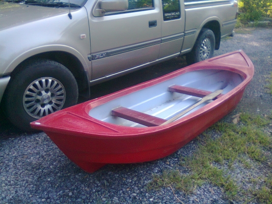 ขายเรือพายไฟเบอร์COMOSเก็บไว้ไม่ได้ใช้(ลดเหลือ3000)ล้างให้แล้วครับ