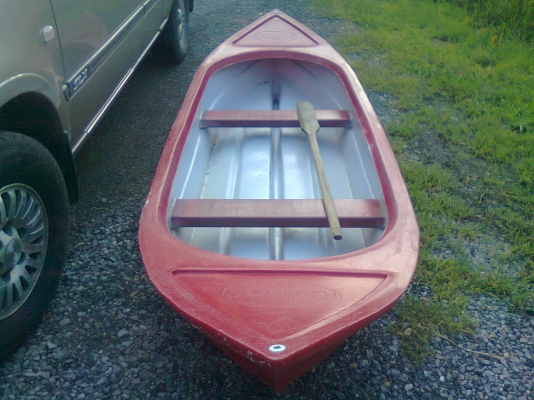 ขายเรือพายไฟเบอร์COMOSเก็บไว้ไม่ได้ใช้(ลดเหลือ3000)ล้างให้แล้วครับ