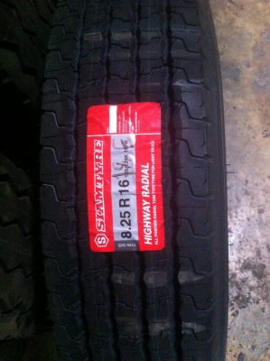 ยางรถบรรทุก 8.25R16 highway  เรเดียล ราคา 4500 บาท