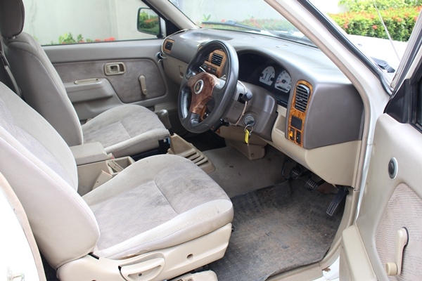 ขาย นิสสันFONTER 2003  cab4  140000