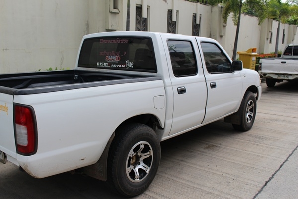 ขาย นิสสันFONTER 2003  cab4  140000