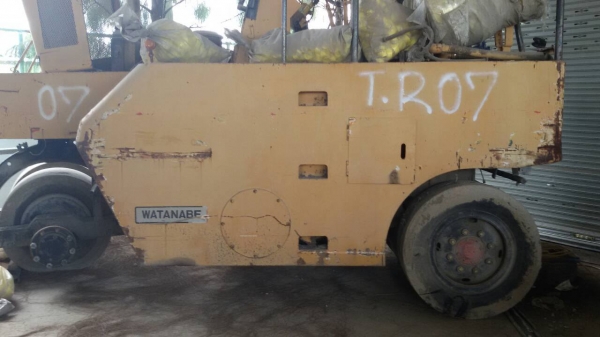 ขายเหมา 3คัน รถบด 9ล้อ 7ล้อ สภาพสวยพร้อมใช้ ติดต่อได้ที่คุณ อ๊อฟ พิจิตร 086-737-9991