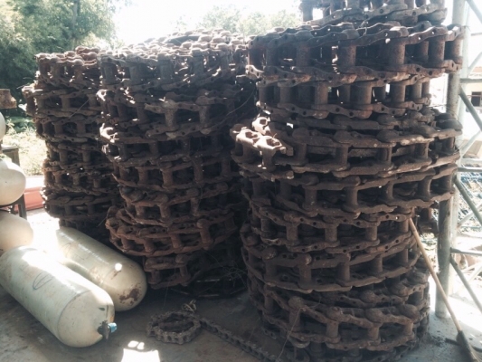 ขายโซ่มือสองฮิตาชิ โคมัสสุแค่โกเบรุ่น200 ราคาเส้นละ15,000บาท โทร0810367316