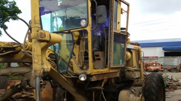 ขายรถเกรด2คันCAT140G72V10093กับ 72V10459 สภาพสวยพร้อมใช้ ราคาต่อรองได้ติดต่อได้ที่คุณ อ๊อฟ พิจิตร 086-737-9991