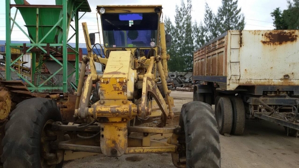 ขายรถเกรด2คันCAT140G72V10093กับ 72V10459 สภาพสวยพร้อมใช้ ราคาต่อรองได้ติดต่อได้ที่คุณ อ๊อฟ พิจิตร 086-737-9991