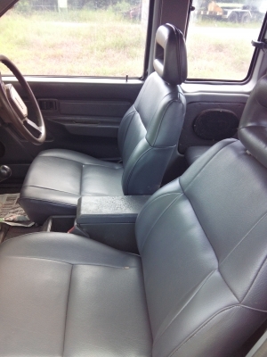 ขายนิสสันbig mเครื่องดีสีสวยราคาเบาๆ