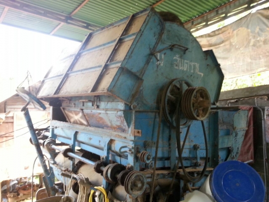 ขายตู้นวดข้าวเกษตรพัฒนา 5ฟุตครึ่ง เสียบกับรถไถฟอร์ด  แถมสายพาน สภาพพร้อมใช้งาน สนใจโทร090-8588220คุณนะ ID:narong498 หรือwww.truck.in.th/498