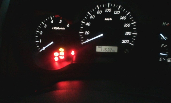 ต้องการขายรถกะยะยี่ห้อ TOYOTA VICO รุ่น E 2500 VNTURBO ปี12 4ประตู ต้องการขายรถกะยะยี่ห้อ TOYOTA VICO รุ่น E 2500 VNTURBO ปี12 4ประตู