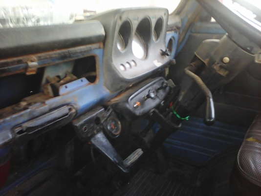 สีล้อ อีซูซุ 100แรง รถพร้อมใช้งาน ภาษีไม่ขาด ทะเบียนพร้อมโอน ราคา98,000บ